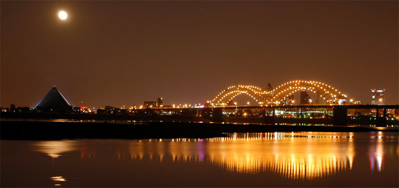 Memphis pyramid, looking from Arkansas. Moonrise over the Memphis pyramid, 